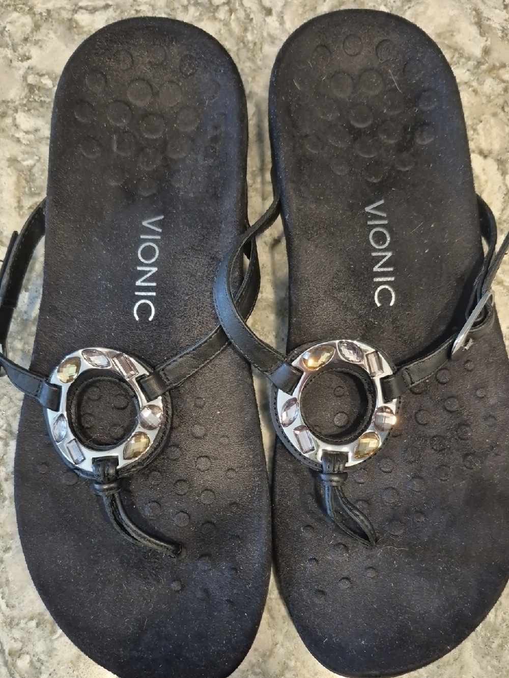 Vionic Rest Karina Black Thong Sandals with Silver-Tone Ring Accent